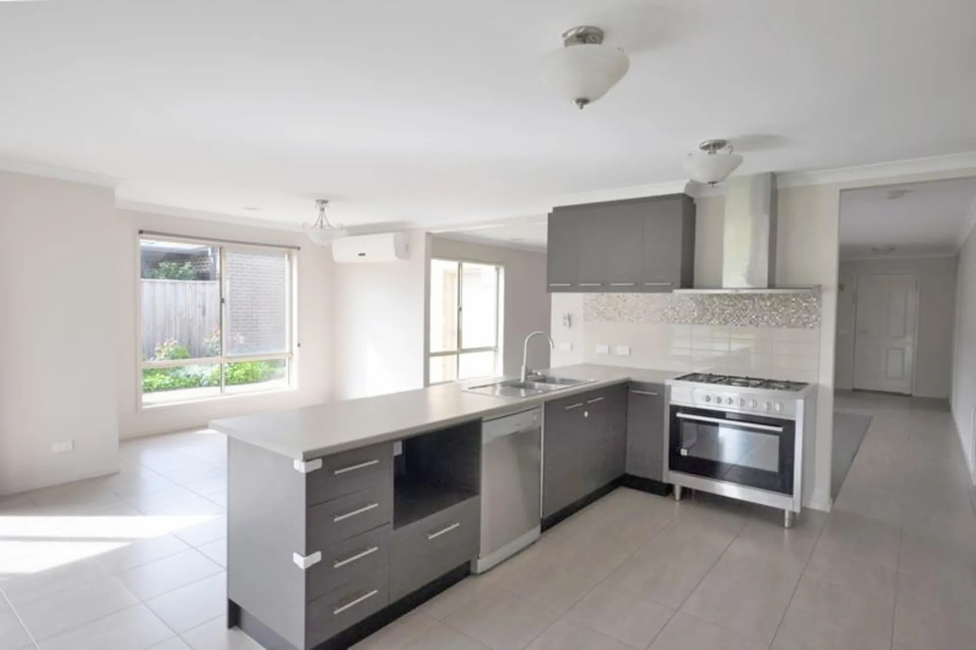 21 Woodlawn Boulevard, Yarragon, VIC, Yarragon - Thumbnail 5