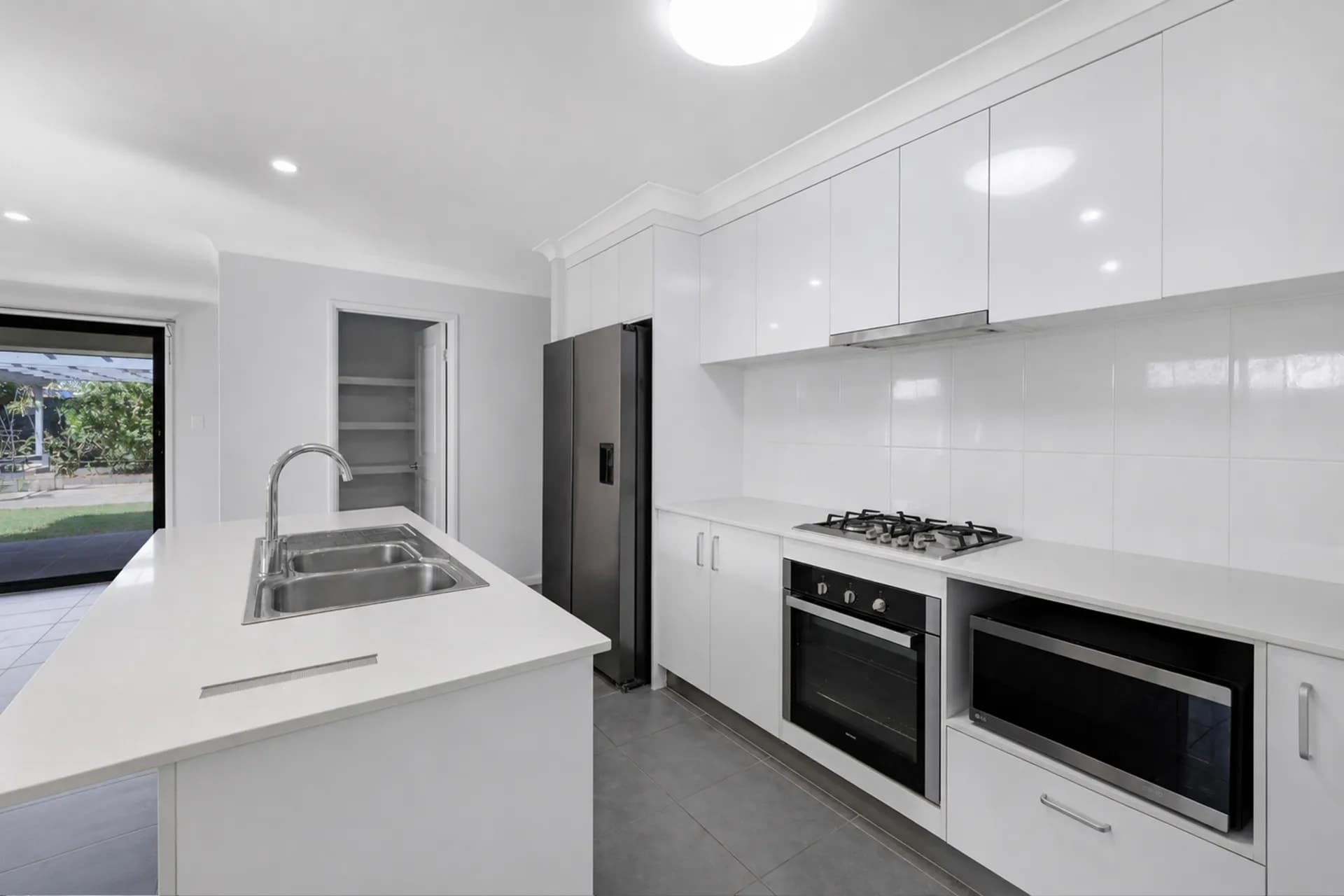 56 Augustus  Boulevard, Urraween, QLD, Urraween - Thumbnail 2