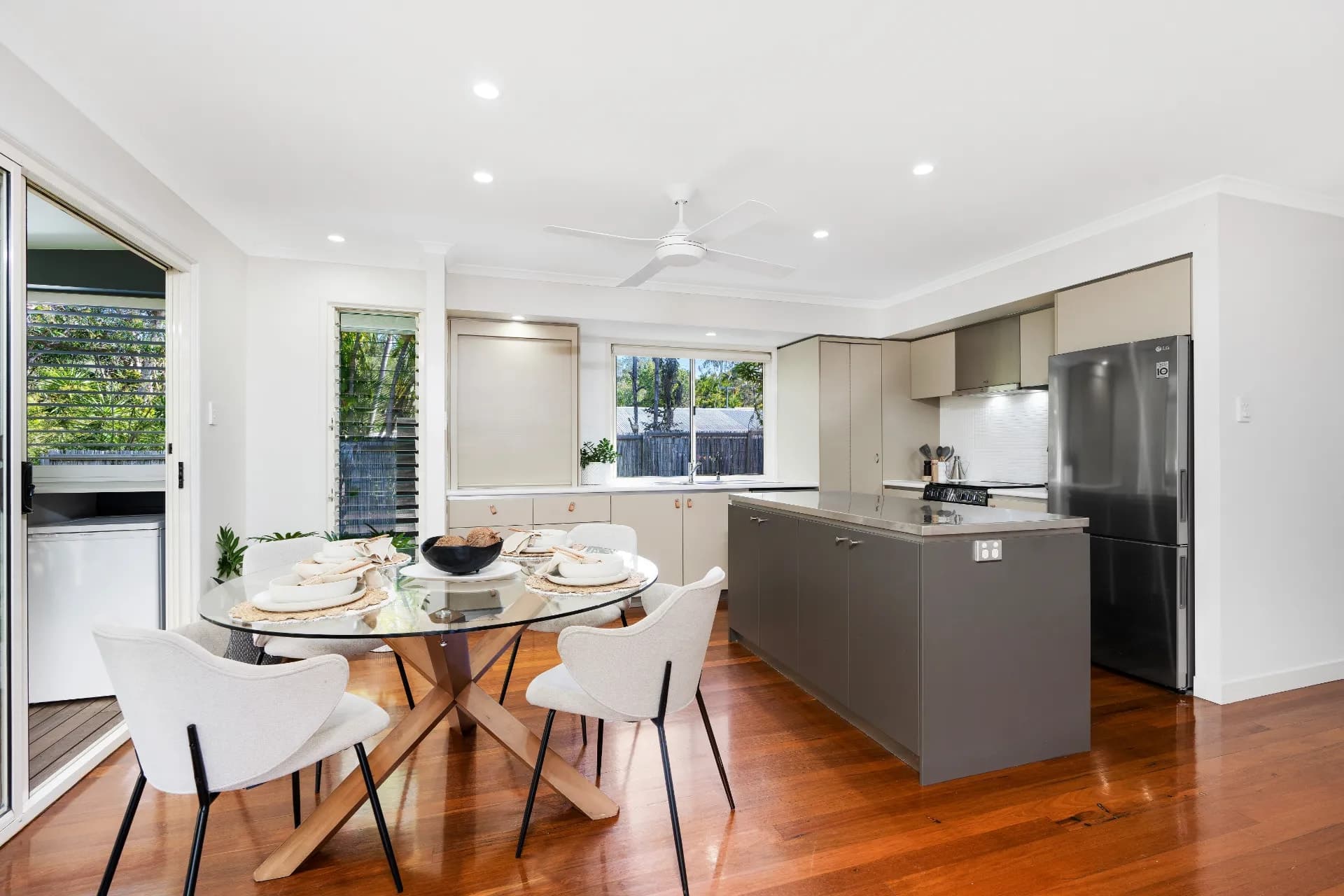 38  Ridge  Street, Tewantin, QLD, Tewantin - Thumbnail 5