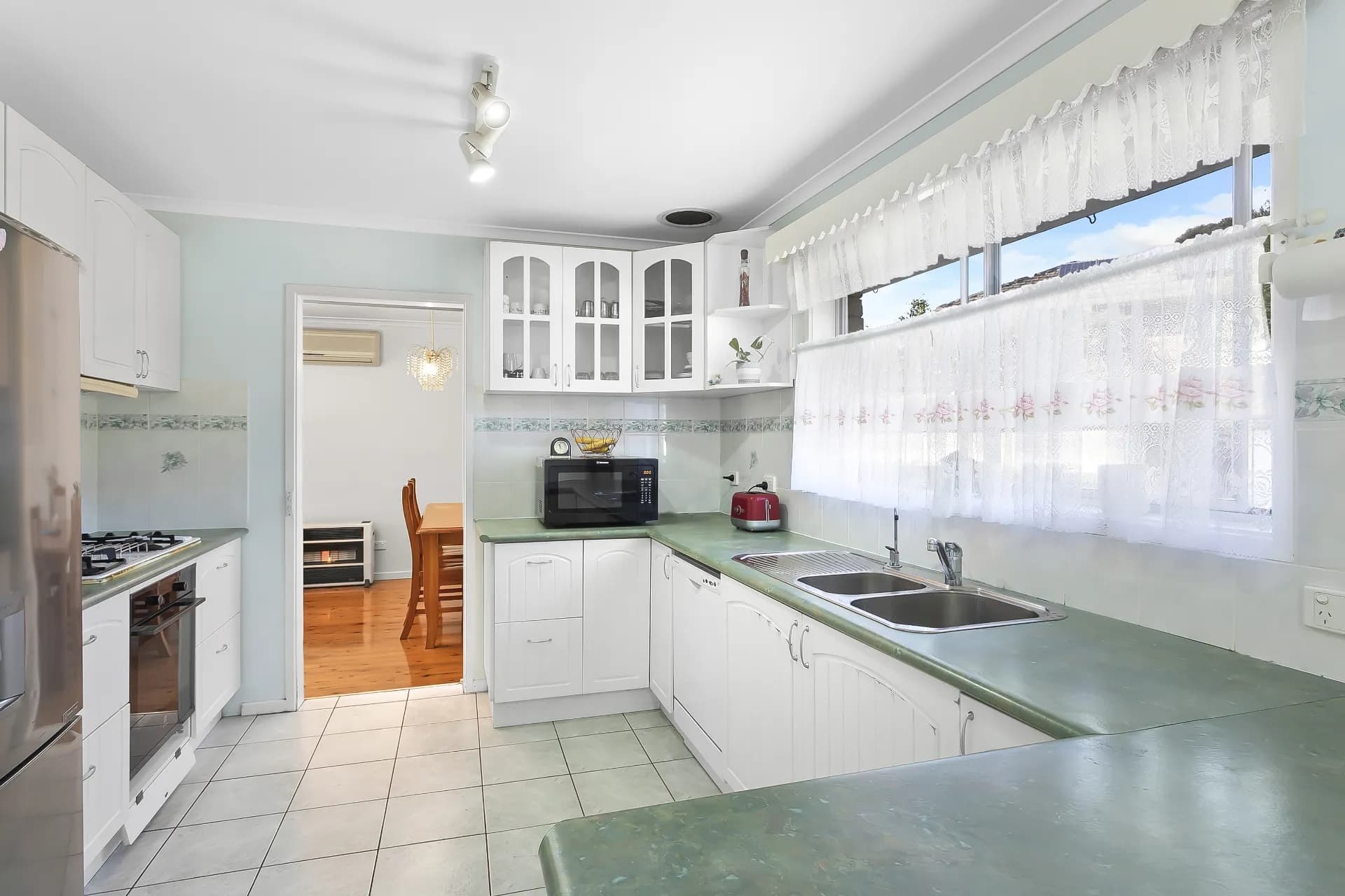 28 Chapel Lane, Baulkham Hills, NSW, Baulkham Hills - Thumbnail 6