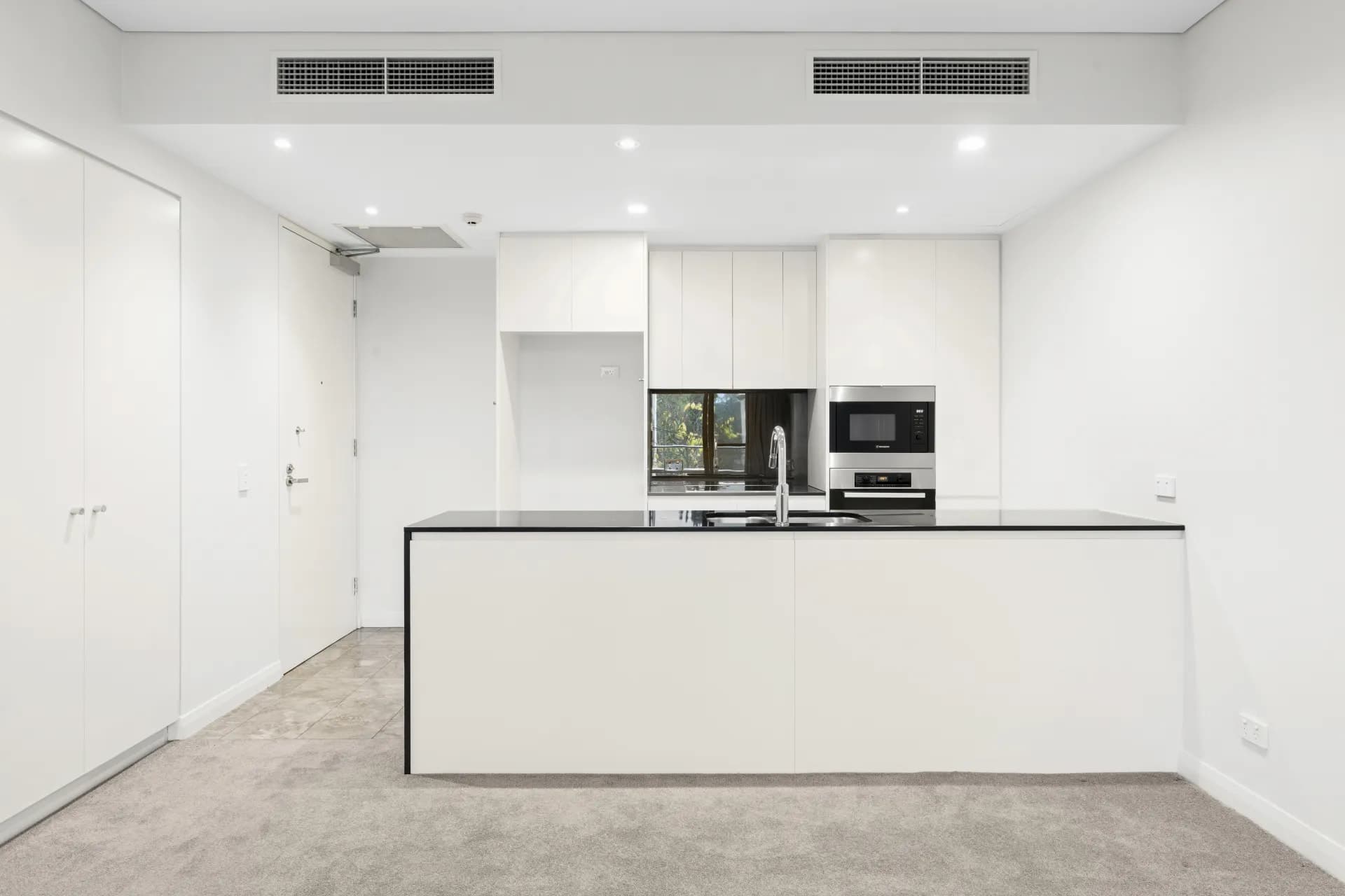 97/22 Eyre Street, Kingston, ACT, Kingston - Thumbnail 2
