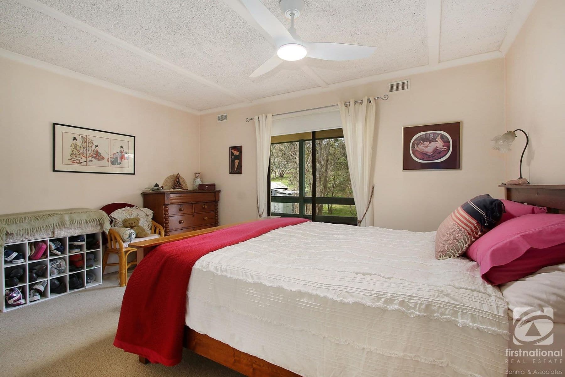74 Camp Street, Beechworth VIC 3747, Beechworth - Thumbnail 8