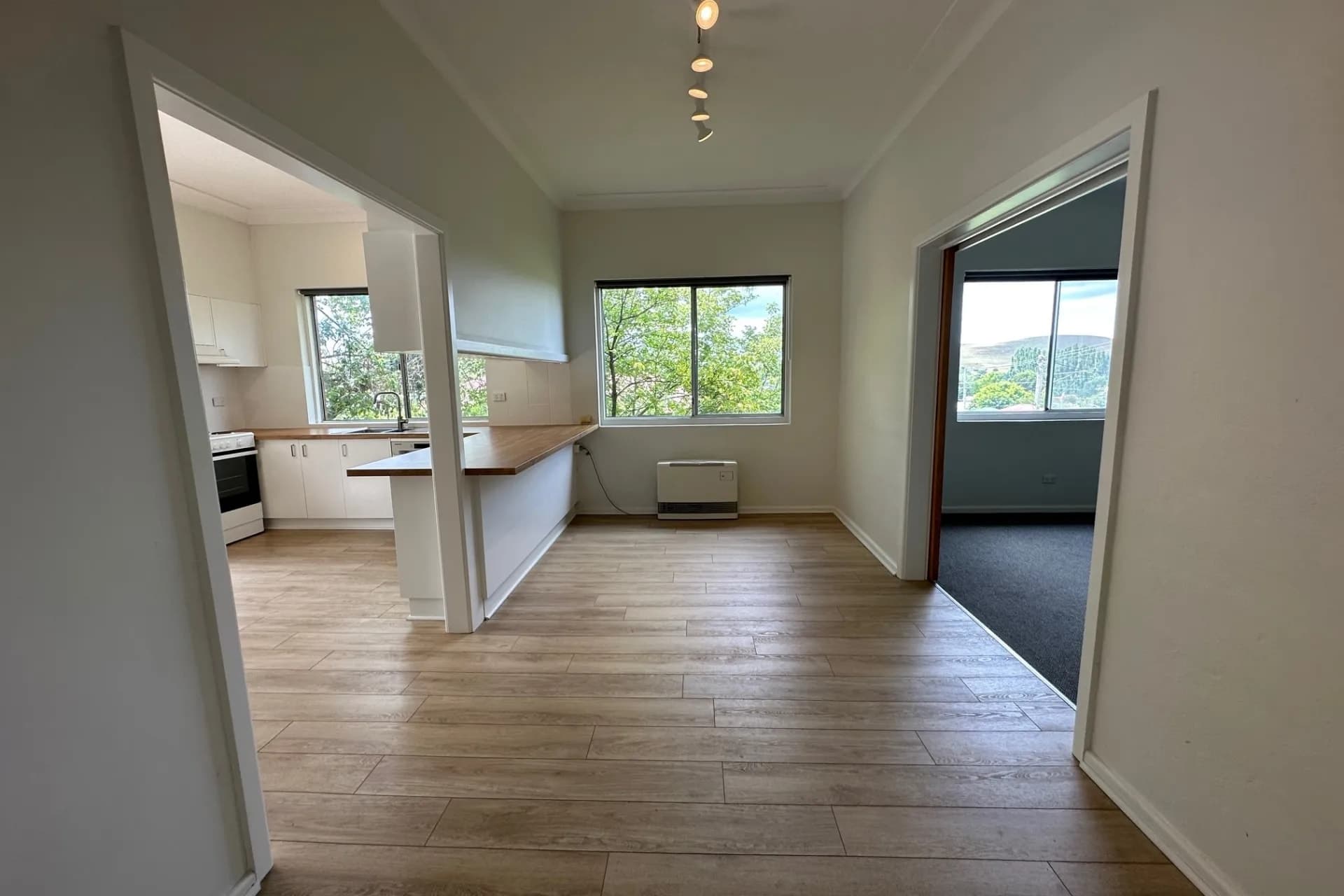 31 Bent Street, Cooma, NSW, Cooma - Thumbnail 3