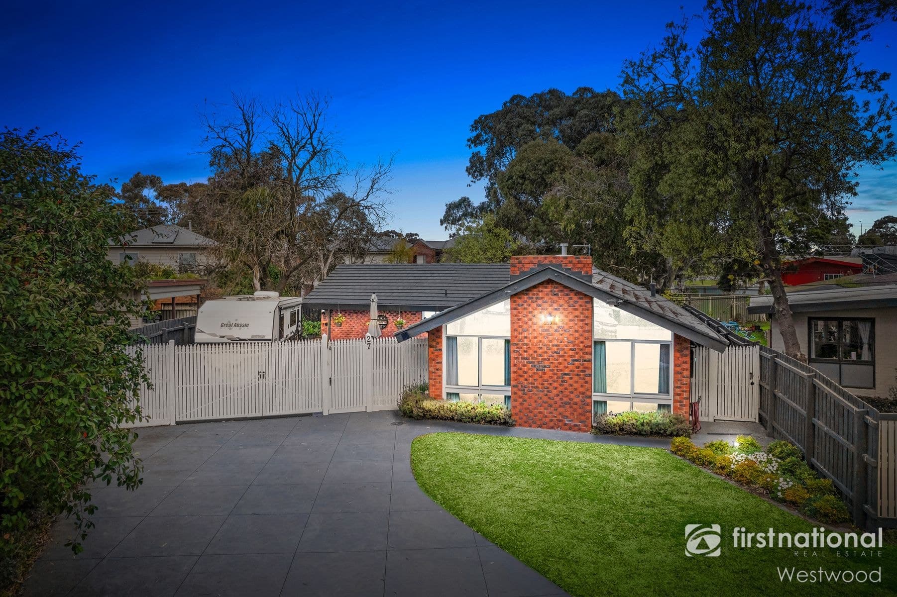 27 Thompson Court, Werribee VIC 3030, Werribee - Image 1