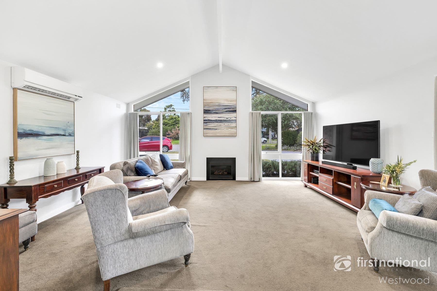 27 Thompson Court, Werribee VIC 3030, Werribee - Thumbnail 5