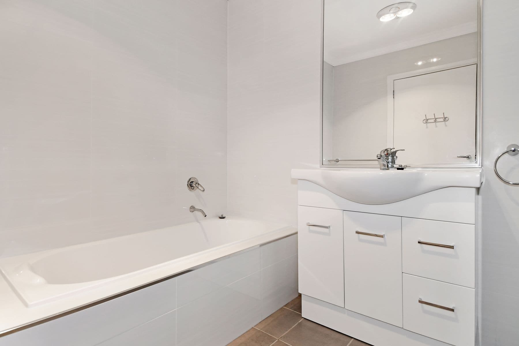 11/190 Gilmour Street, Kelso NSW 2795, Kelso - Thumbnail 7