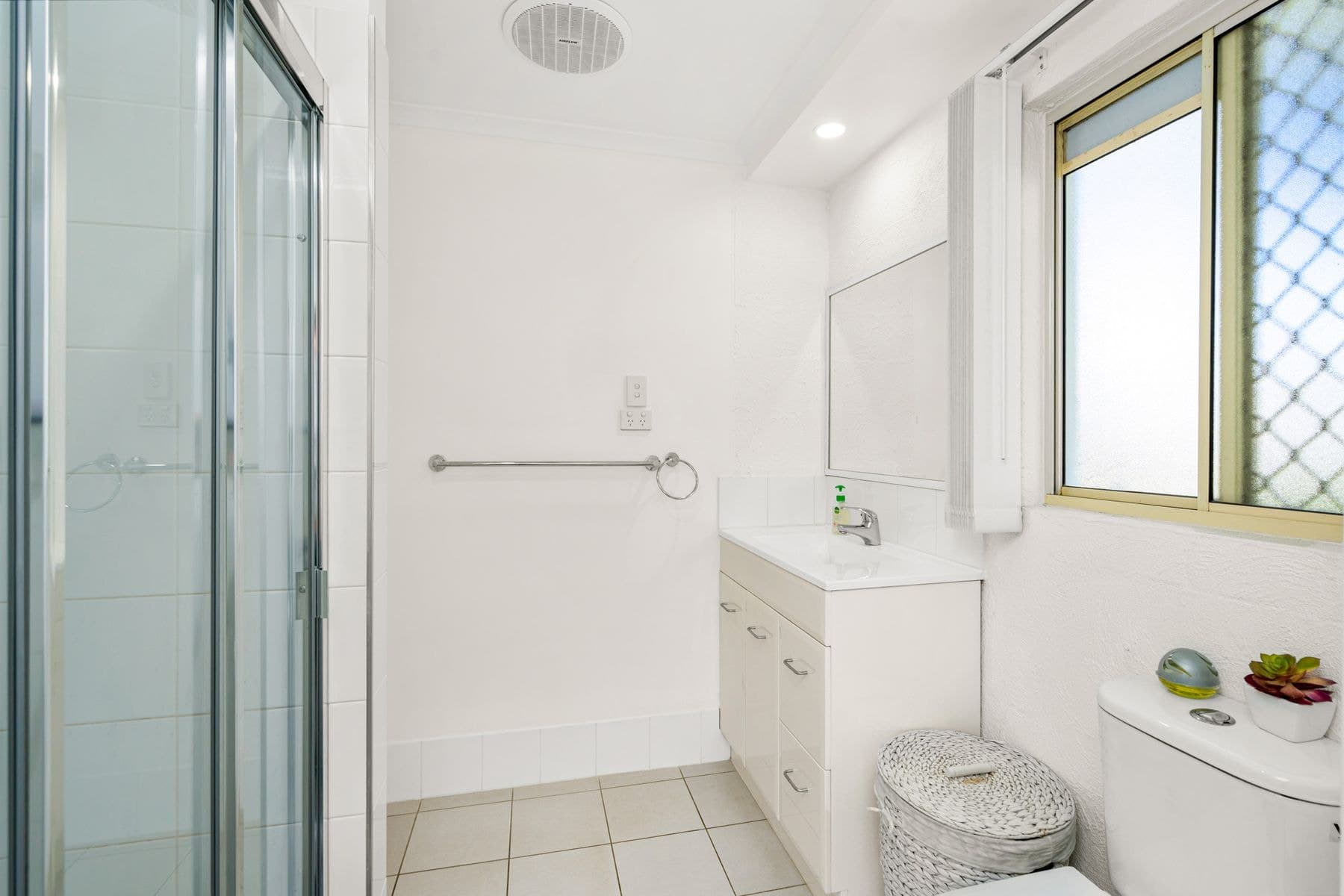 2/51 Arundell Avenue, Nambour QLD 4560, Nambour - Thumbnail 8