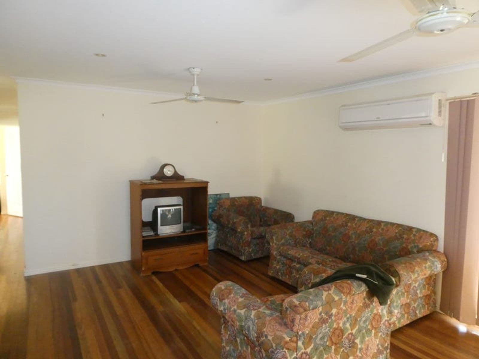 16B Elizabeth Street, Biggenden QLD 4621, Biggenden - Thumbnail 3