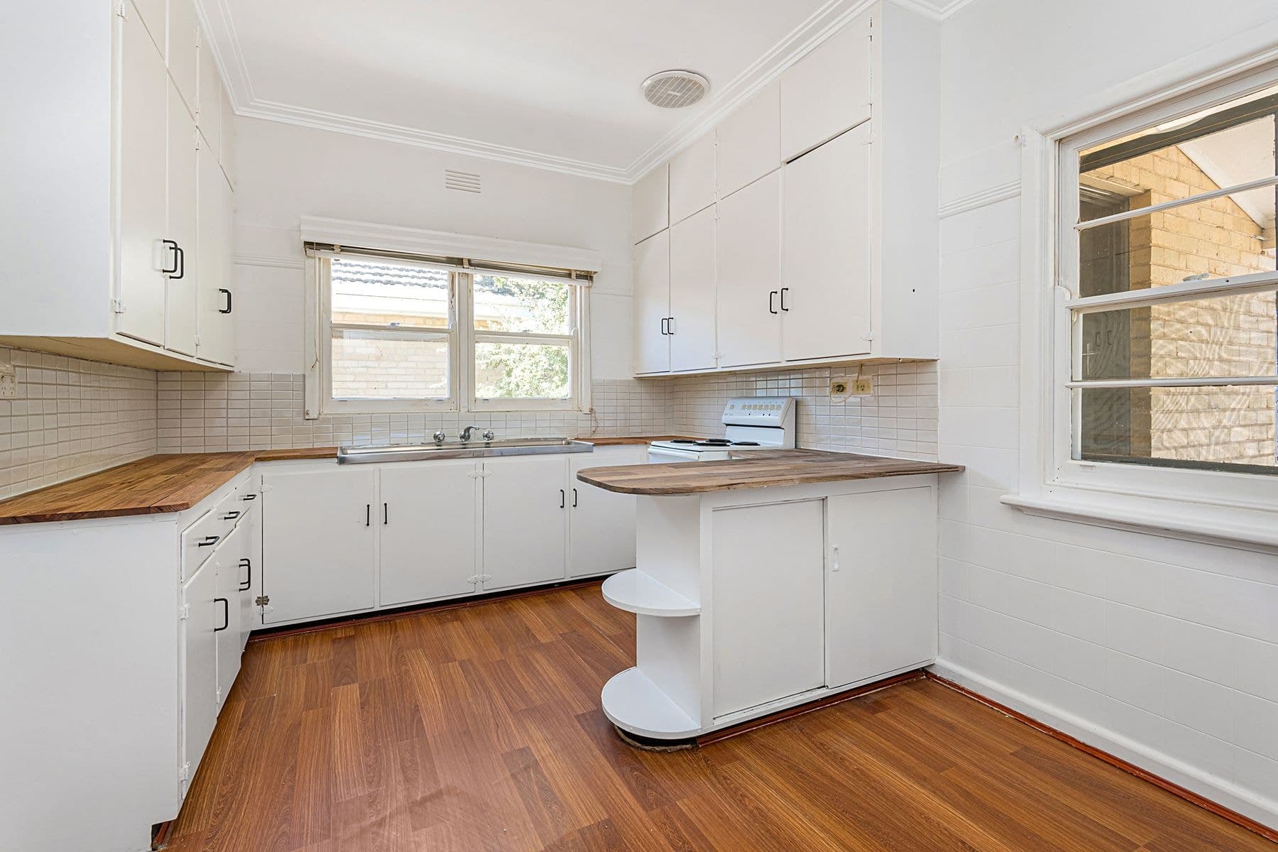 20 Ewing Court, Flora Hill, VIC 3550, Flora Hill - Thumbnail 3