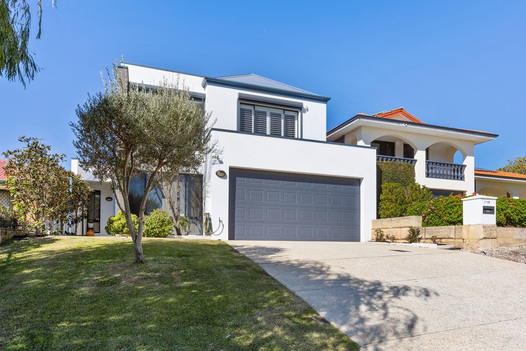 11B Pinewood Avenue, Kardinya WA 6163, Kardinya - Image 1