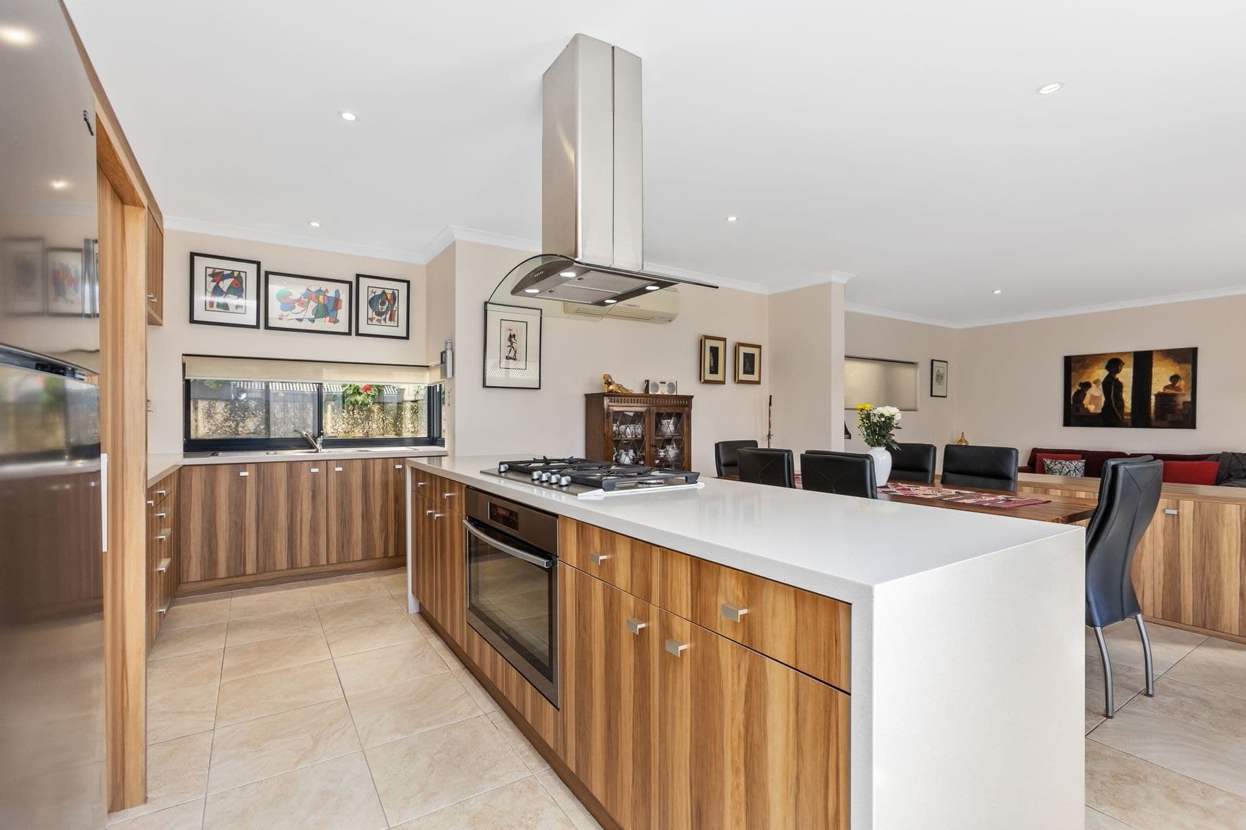 11B Pinewood Avenue, Kardinya WA 6163, Kardinya - Thumbnail 3