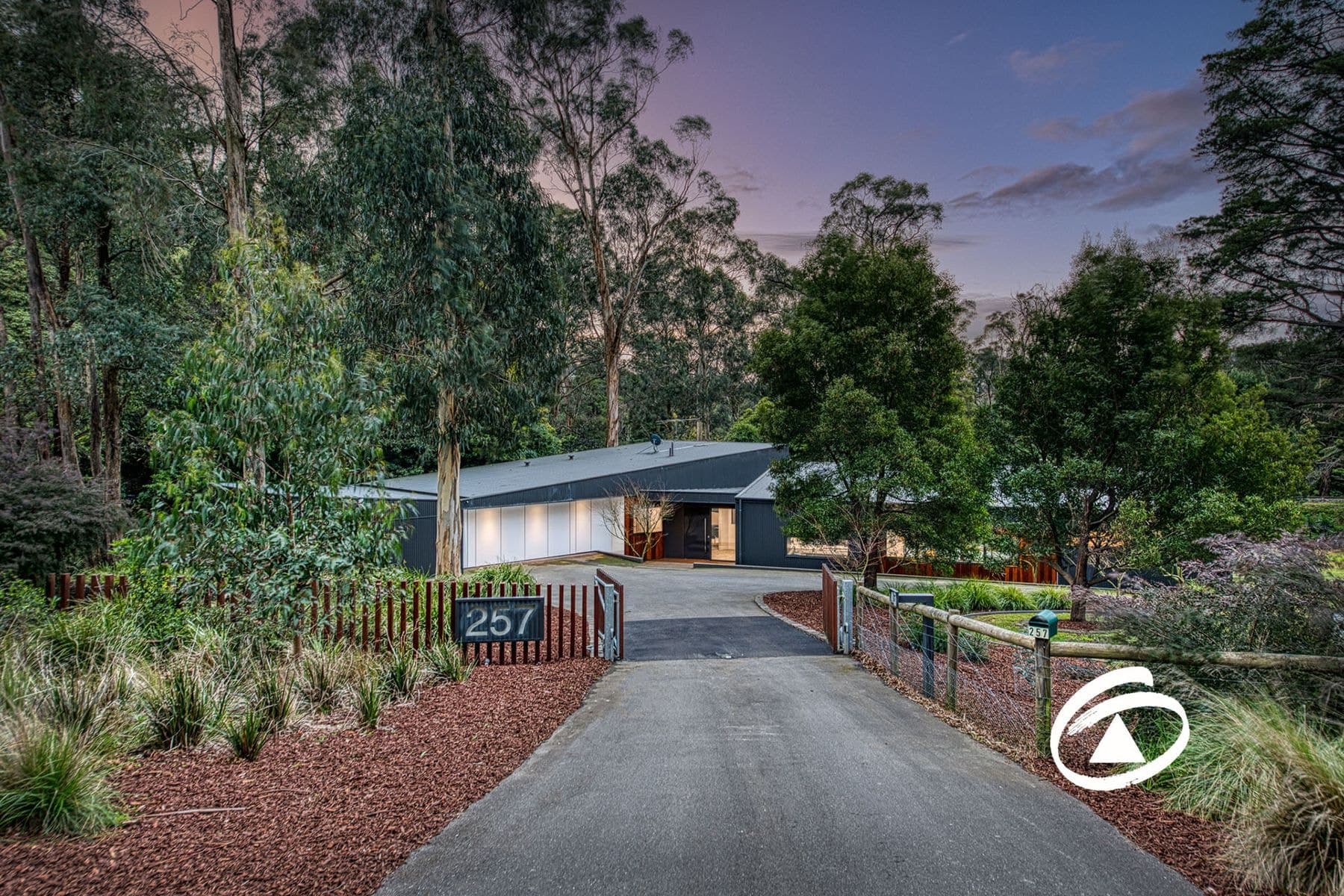 257 Belgrave Gembrook Road, Emerald VIC 3782, Emerald - Thumbnail 2