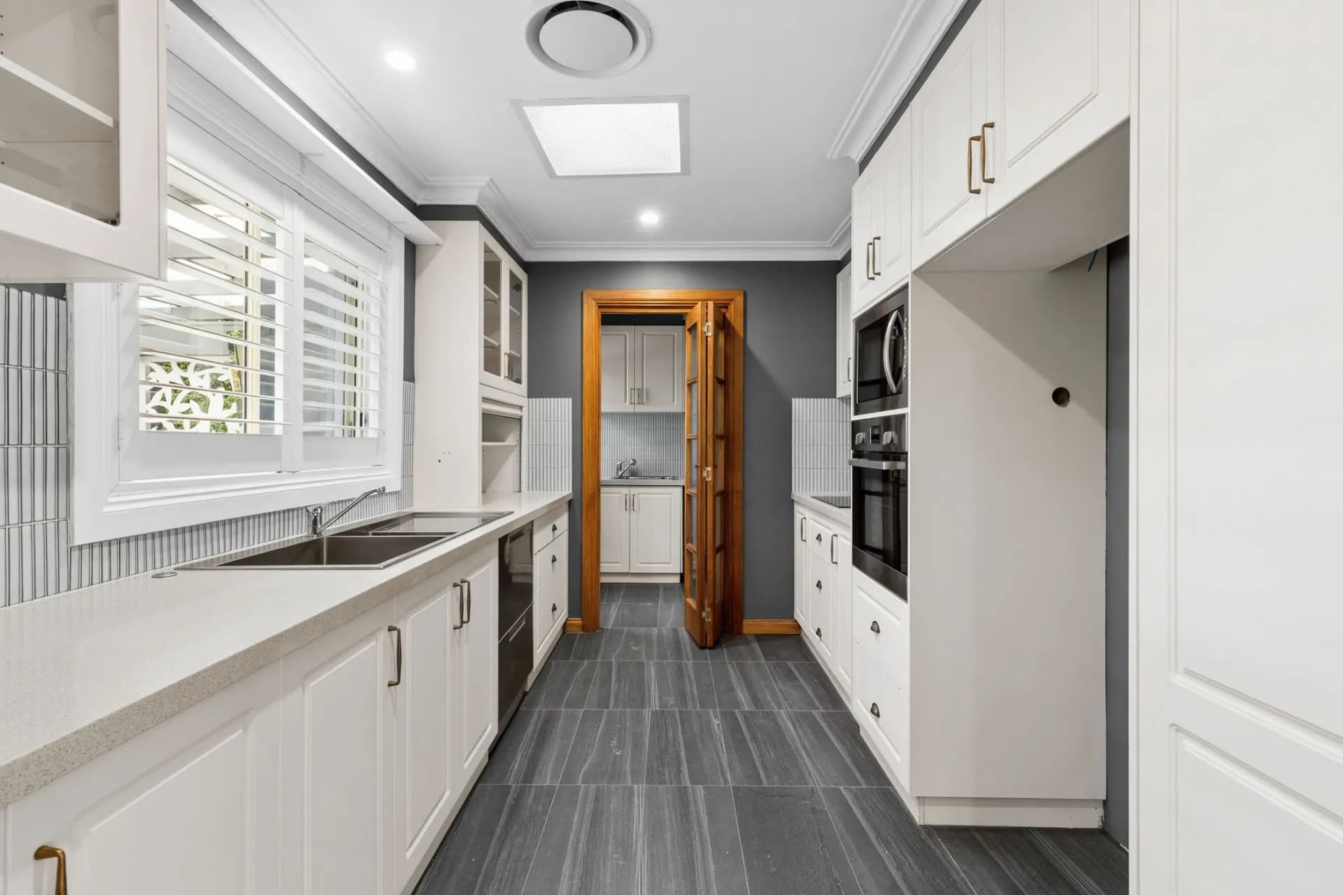 2 Bareena Street, Narrabundah, ACT, Narrabundah - Thumbnail 4