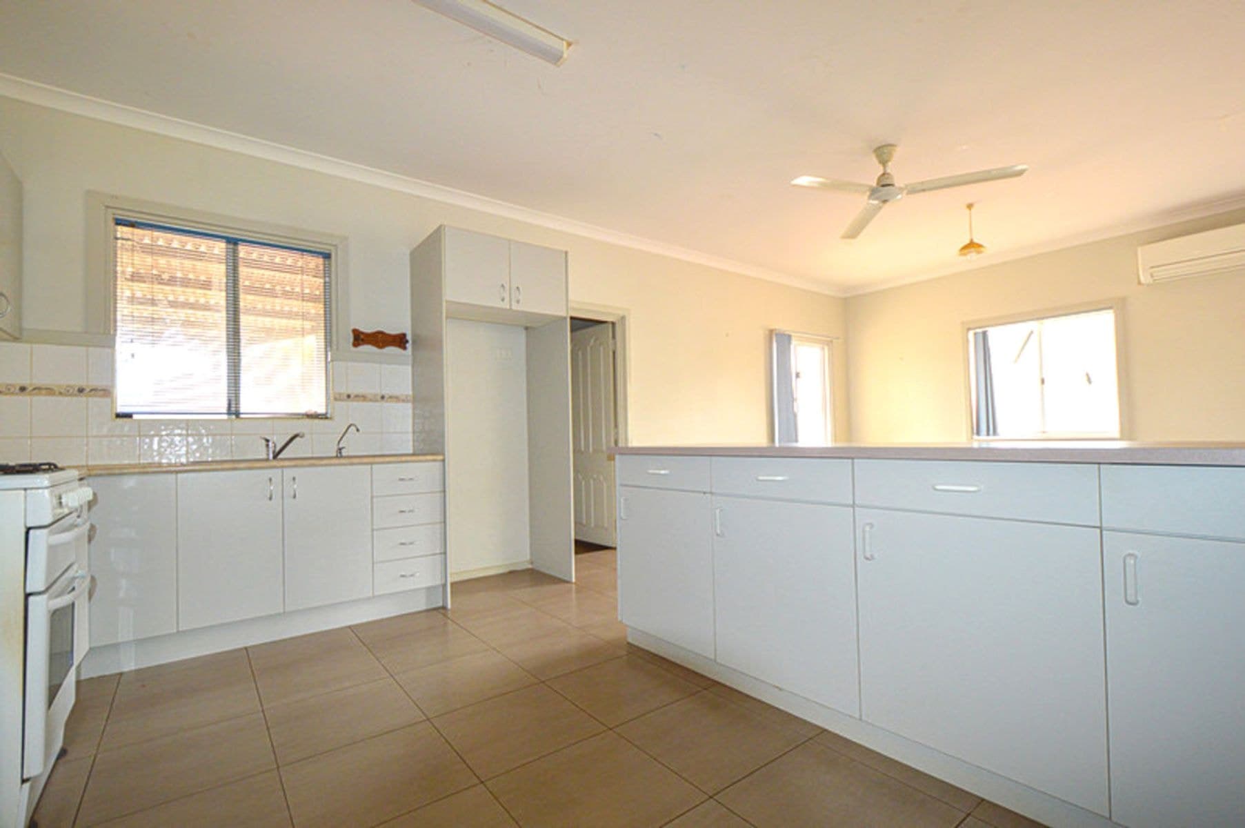 35 Pedlar Street, South Hedland WA 6722, South Hedland - Thumbnail 2