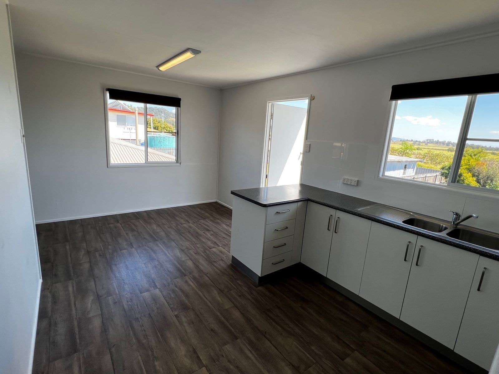 5 Ware Avenue, Sarina QLD 4737, Sarina - Thumbnail 3