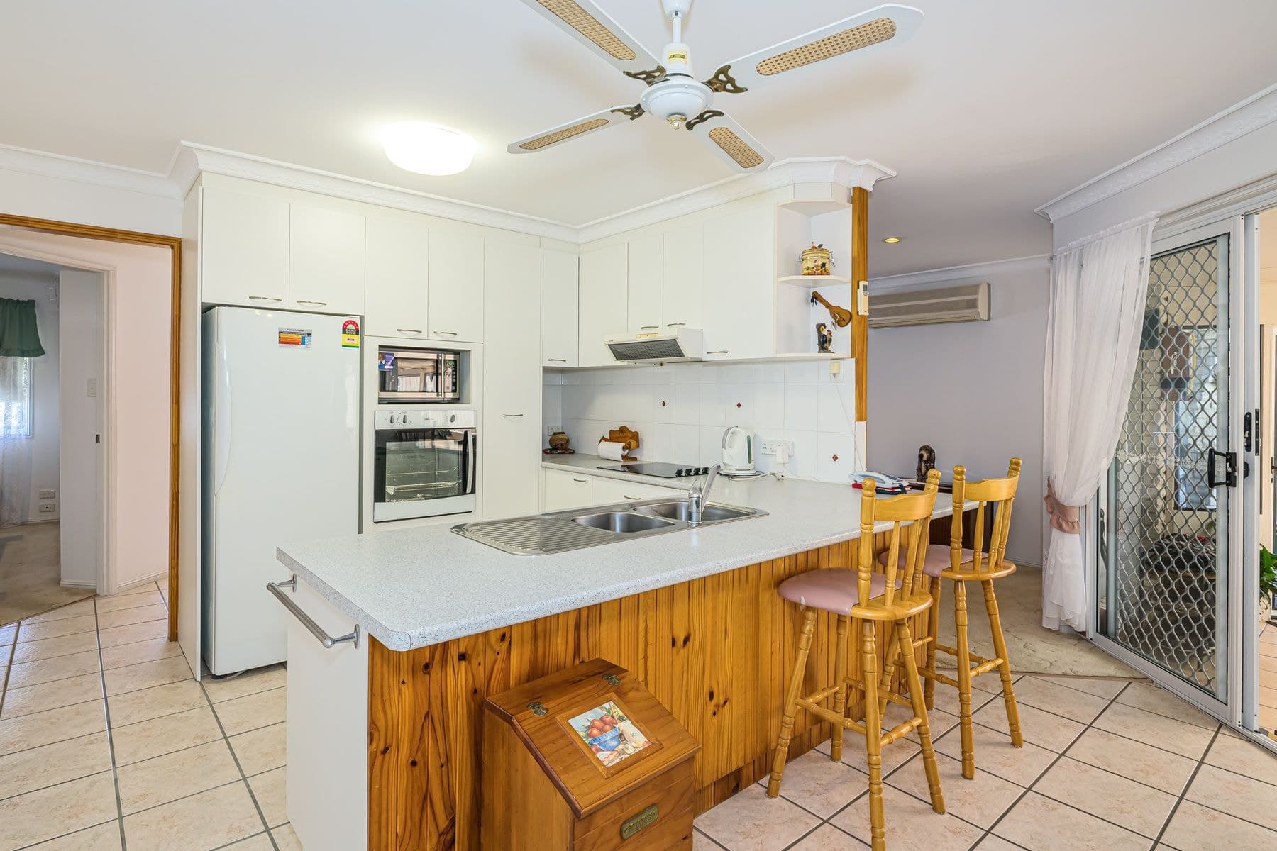 40 Jasmin Drive, Bongaree QLD 4507, Bongaree - Thumbnail 4