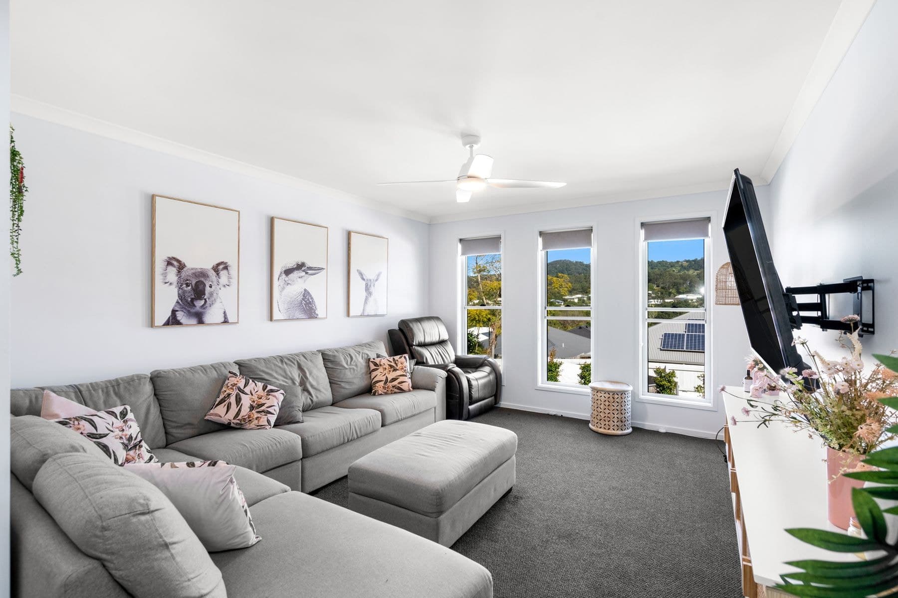 10 Regent Place, Burnside QLD 4560, Burnside - Thumbnail 2