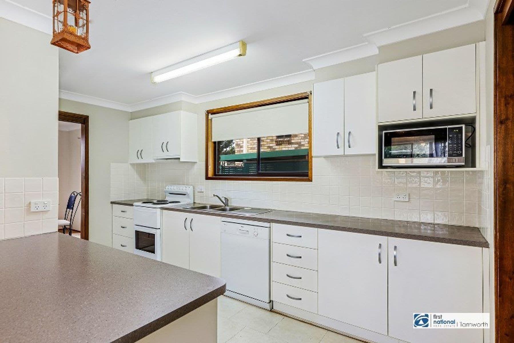 5 Prentice Avenue, Tamworth NSW 2340, Tamworth - Thumbnail 2