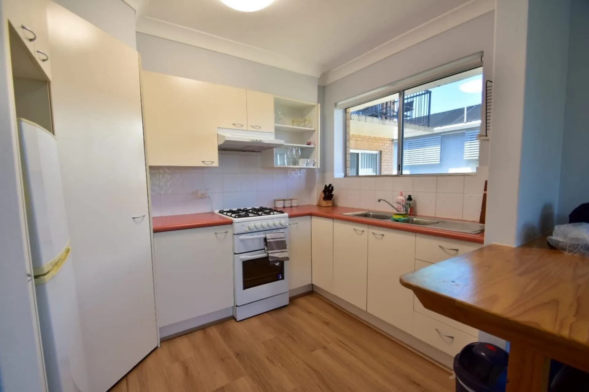 2/29 Carr Street, Bulimba, QLD, Bulimba - Thumbnail 3