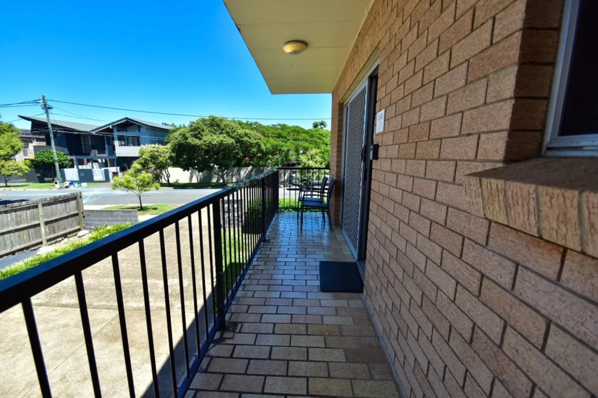 2/29 Carr Street, Bulimba, QLD, Bulimba - Thumbnail 4