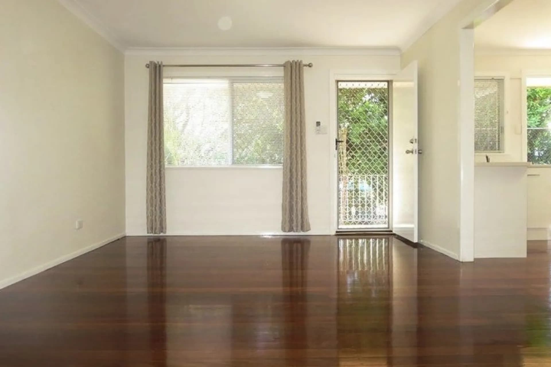 Unit 3/26 Ridge Street, Greenslopes, QLD, Greenslopes - Thumbnail 3
