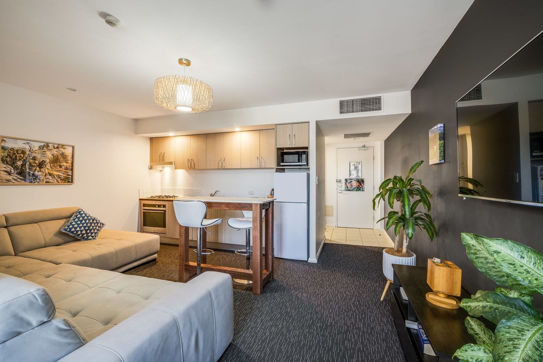209/131 Beaumont Street, Hamilton NSW 2303, Hamilton - Thumbnail 2