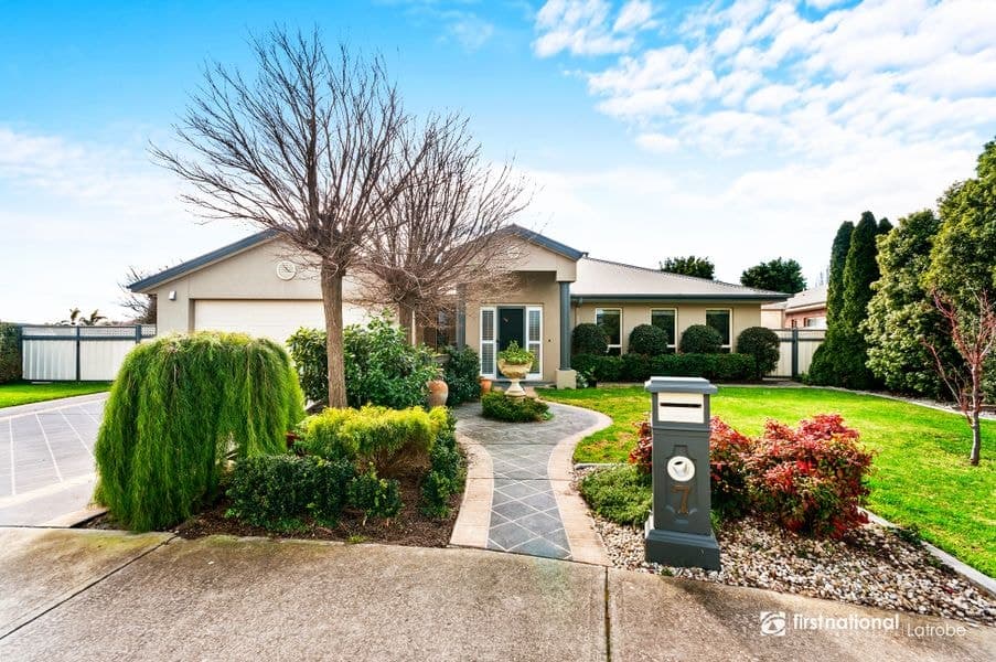7 Waterrun Close, Traralgon VIC 3844, Traralgon - Image 1