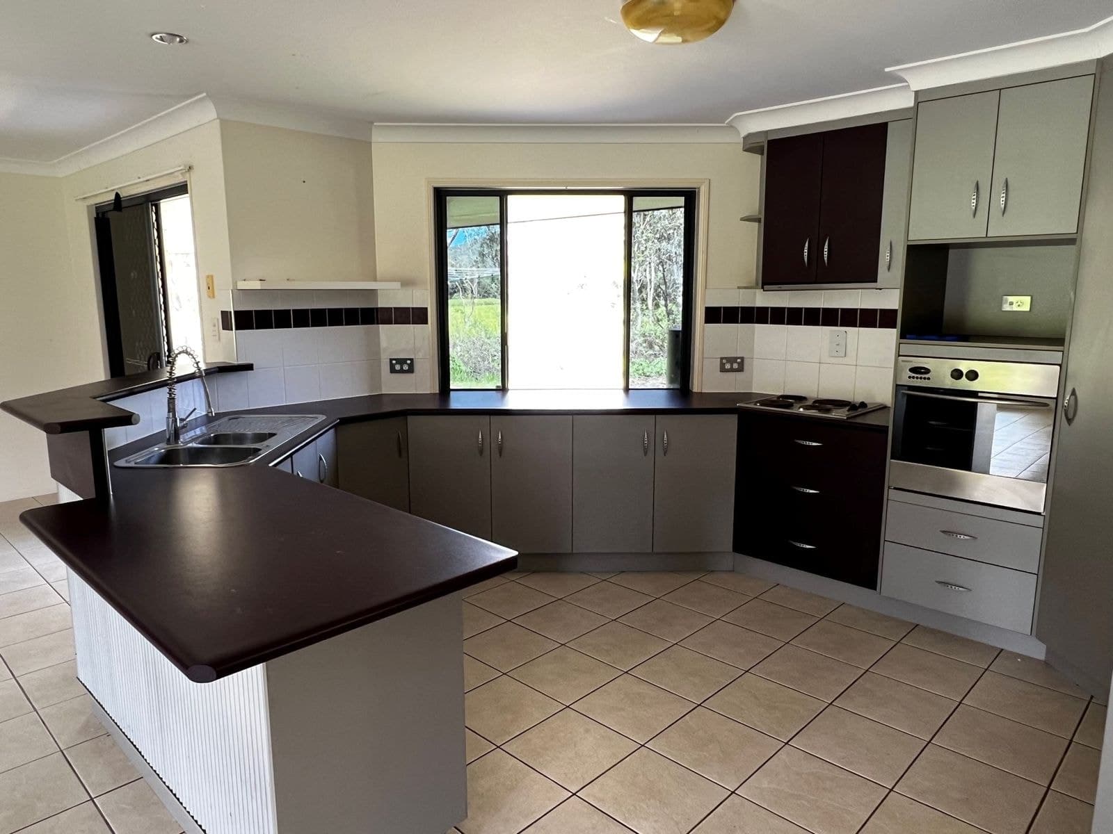 45 Langdon Road, Sarina QLD 4737, Sarina - Thumbnail 2
