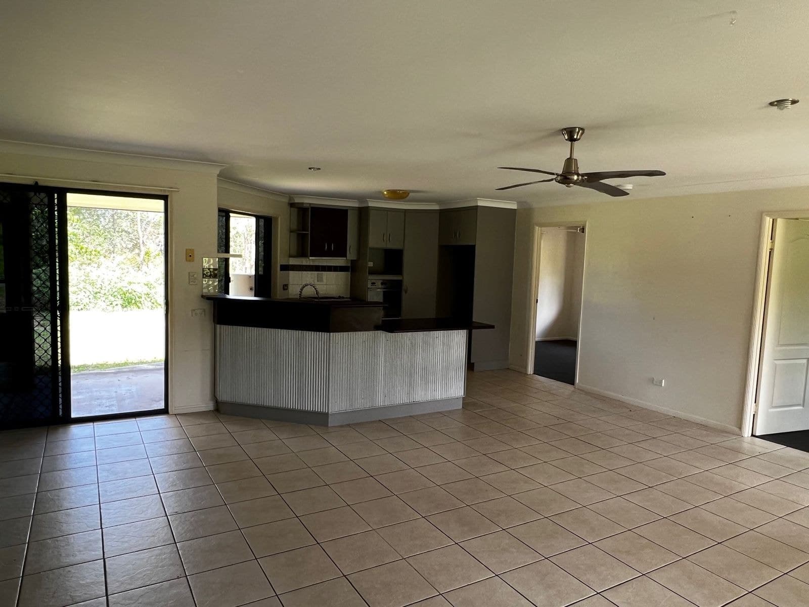 45 Langdon Road, Sarina QLD 4737, Sarina - Thumbnail 4