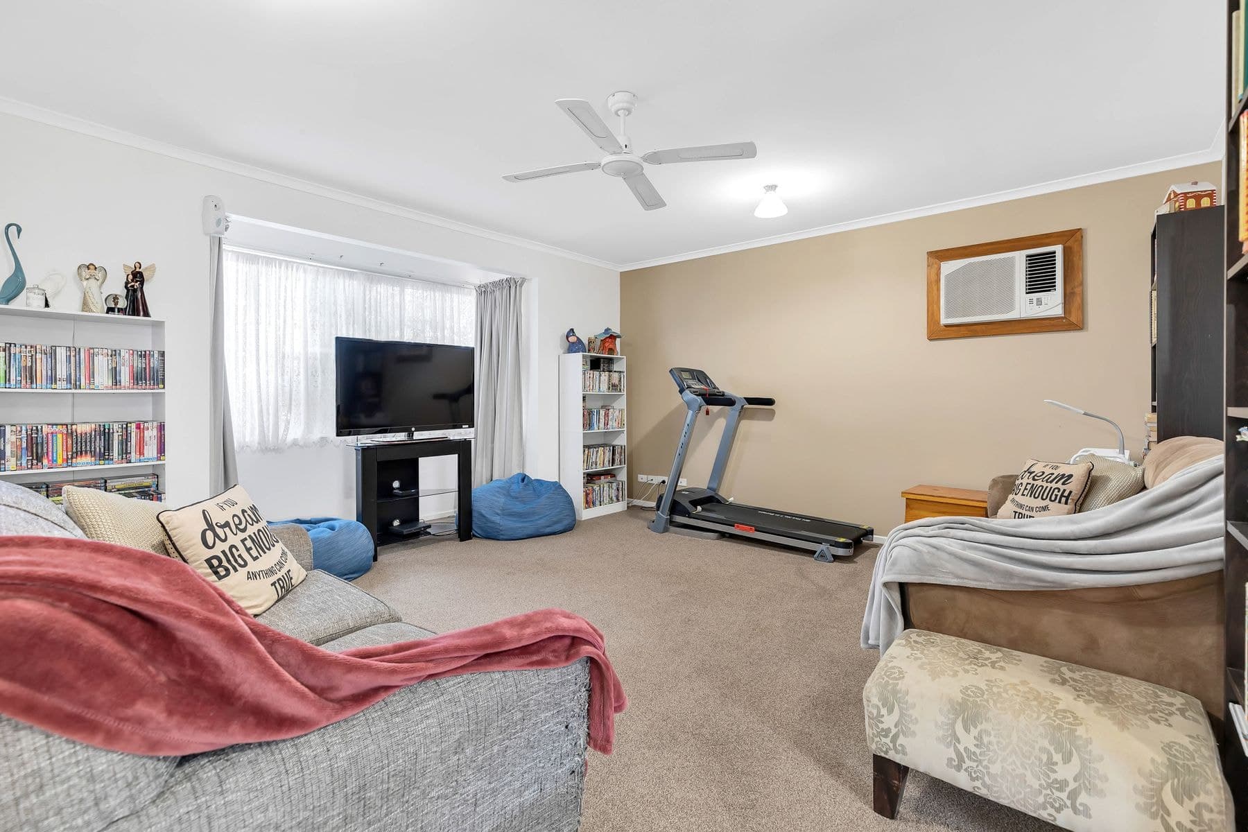 3 Newark Close, Werribee VIC 3030, Werribee - Thumbnail 4