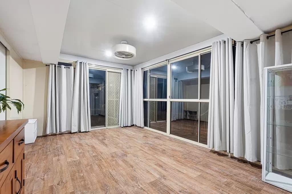 31 Niblo Street, Doonside, Doonside - Image 1