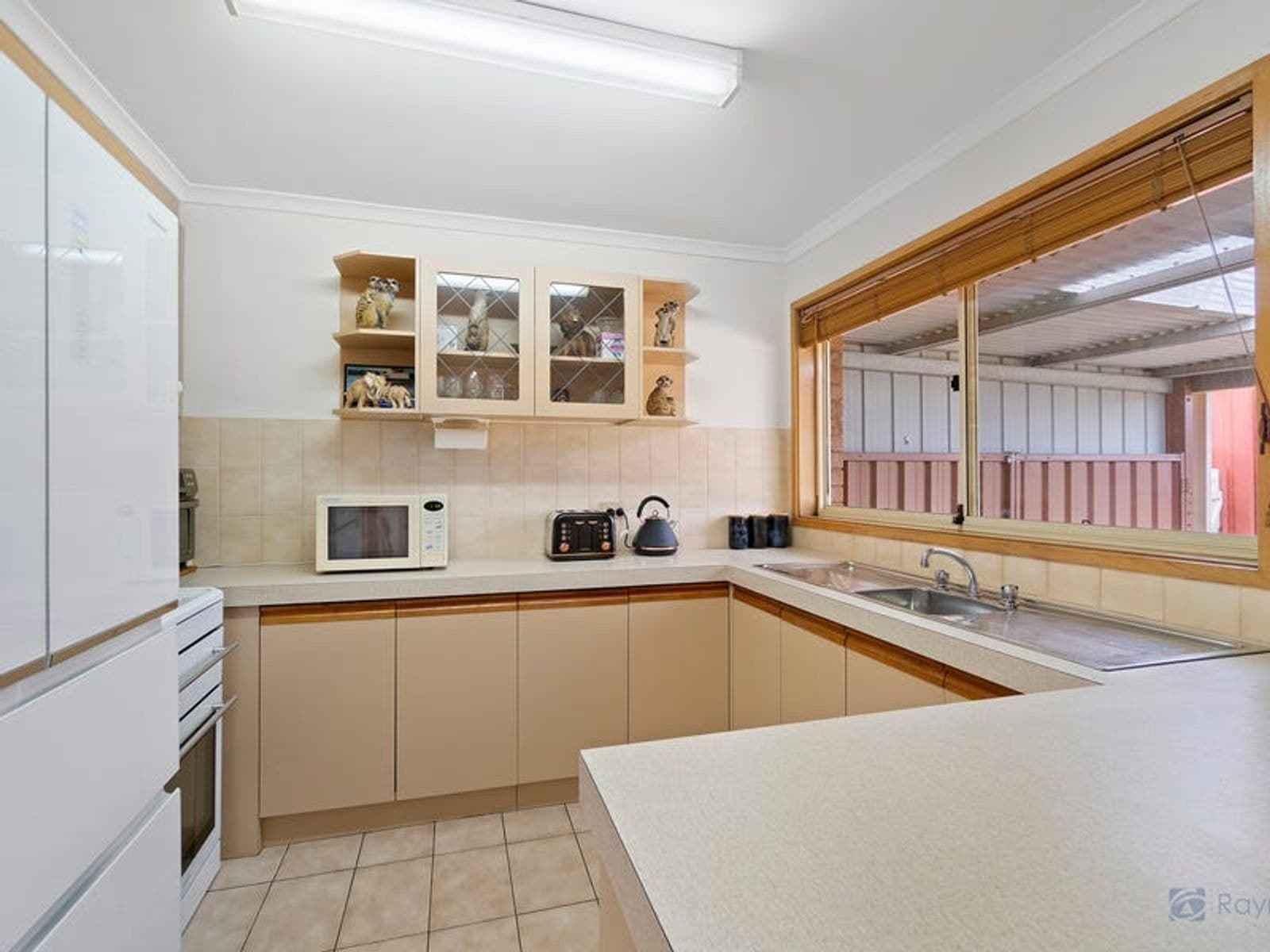 19 Atkinson Street, Ballan VIC 3342, Ballan - Thumbnail 2