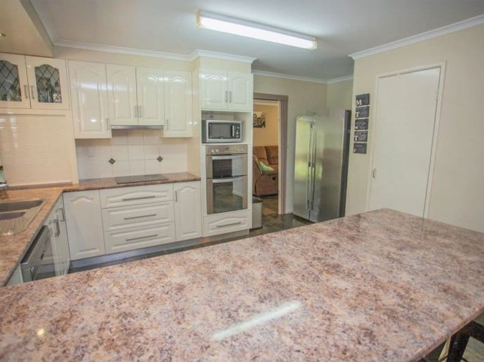 212 Chinchilla Tara Road, Chinchilla QLD 4413, Chinchilla - Thumbnail 4