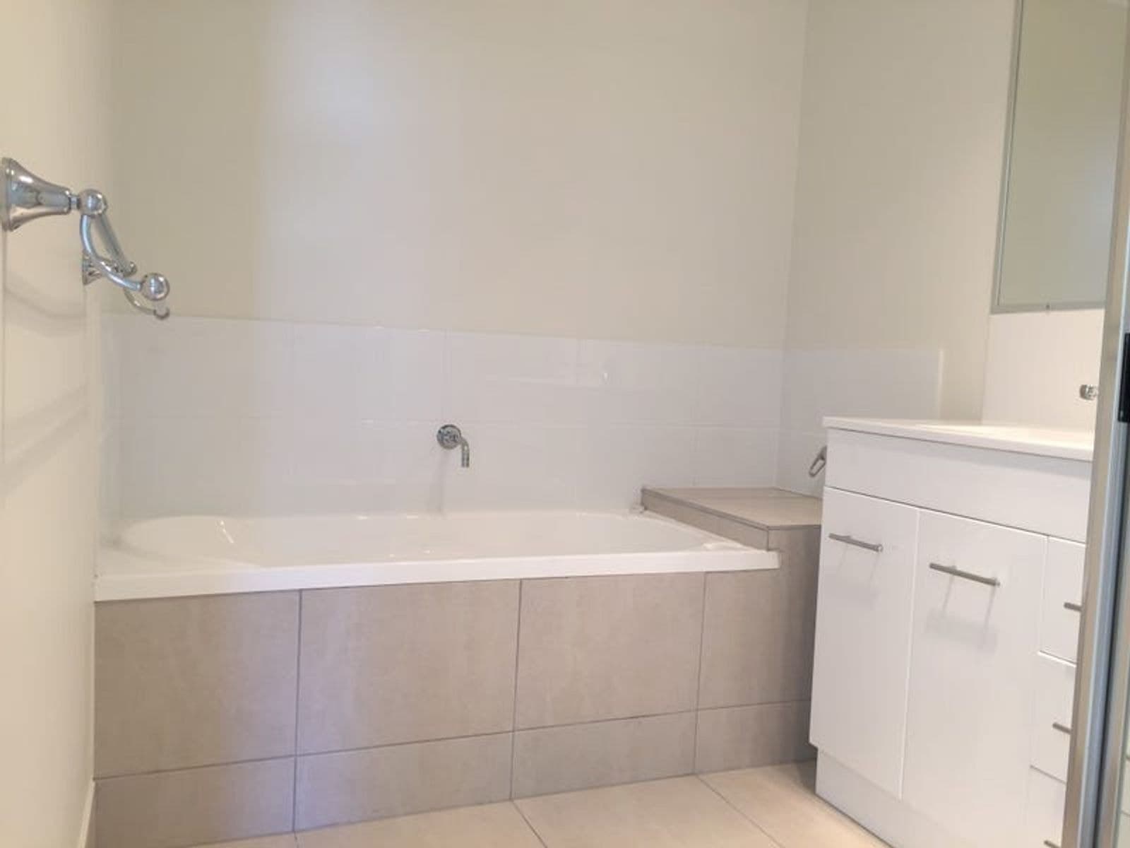 B/9 Hurse St, Chinchilla QLD 4413, Chinchilla - Thumbnail 8