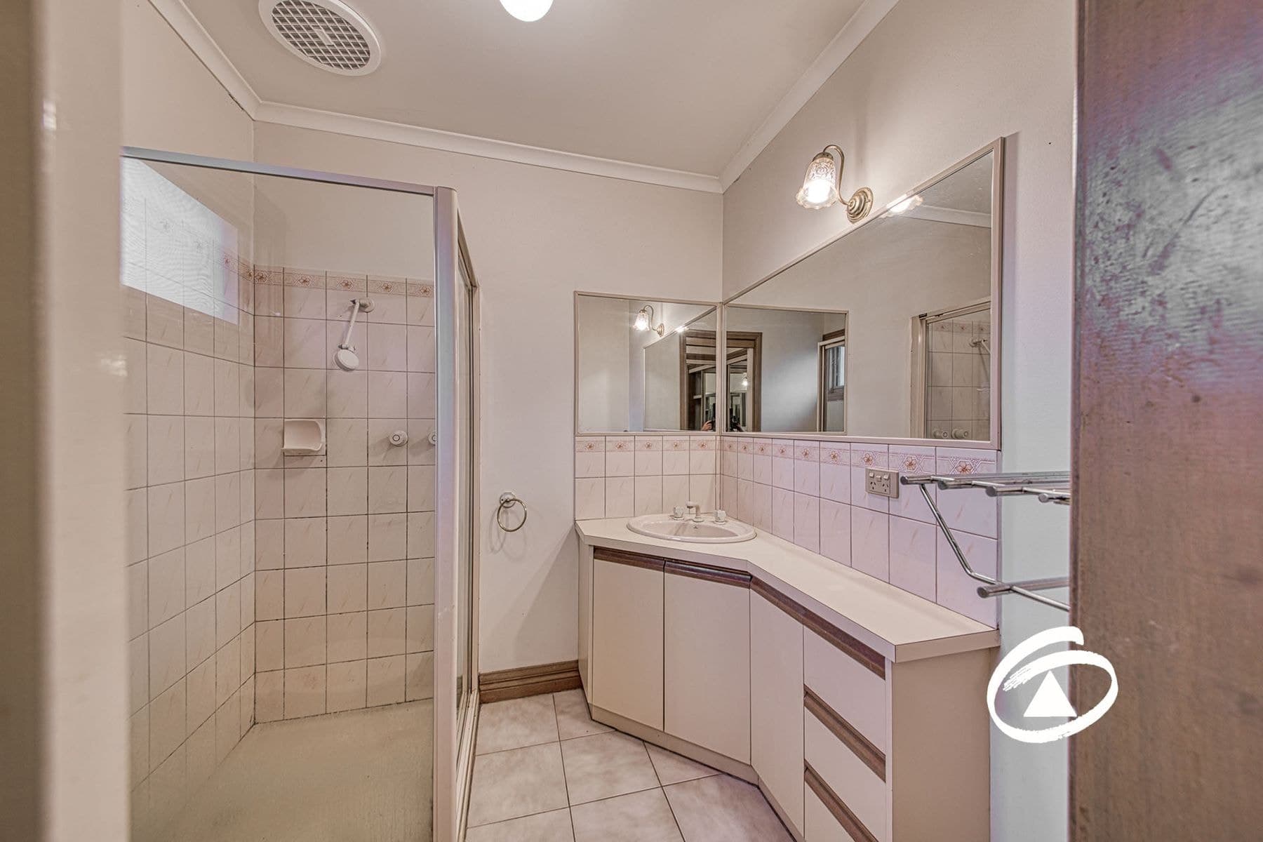 6 Savanna Court, Berwick VIC 3806, Berwick - Thumbnail 7