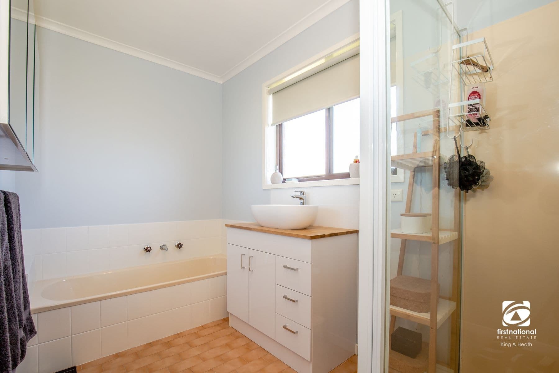 18 Lara Close, Paynesville VIC 3880, Paynesville - Thumbnail 4