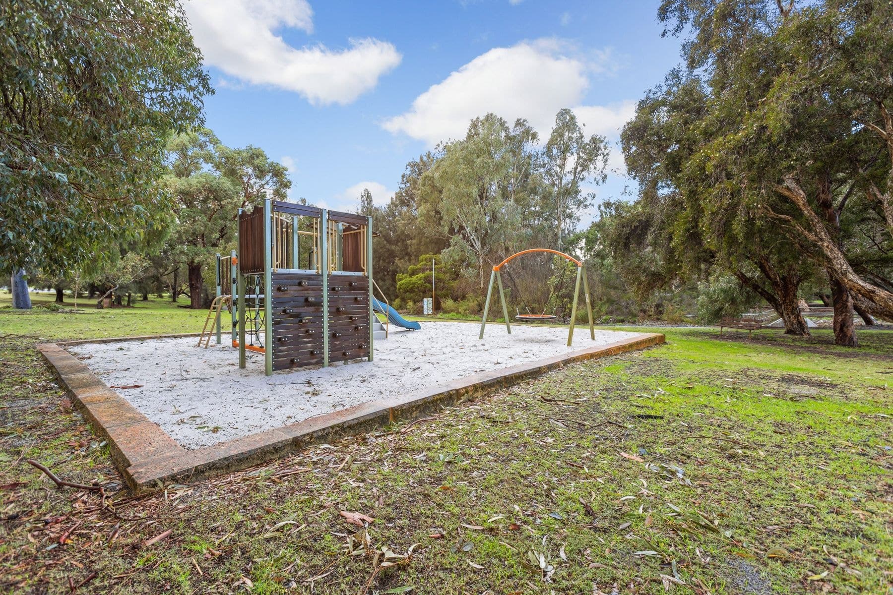 4 Gough Place, Booragoon WA 6154, Booragoon - Thumbnail 8