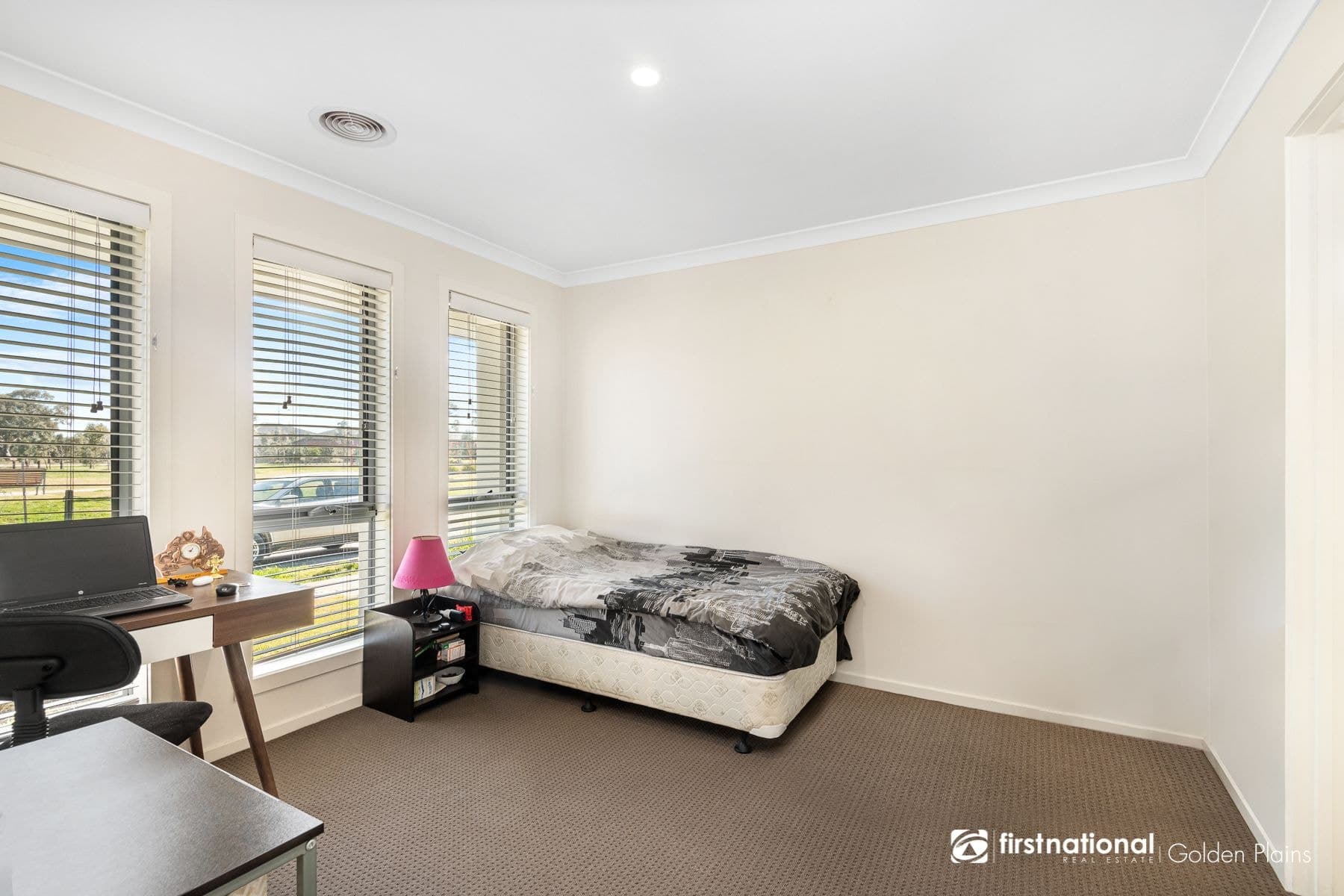 6 Steinbeck Street, Greenvale VIC 3059, Greenvale - Thumbnail 6