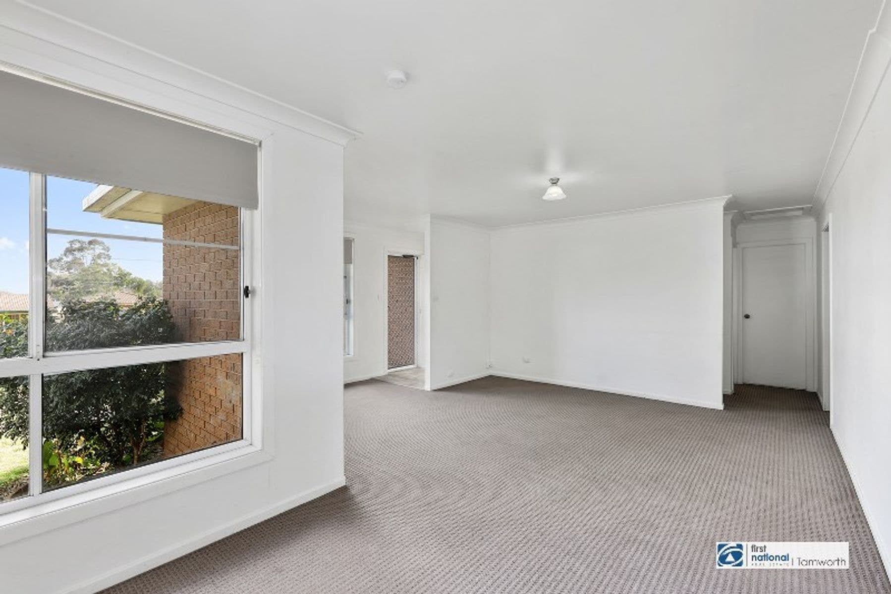 15 Higgins Lane, Tamworth NSW 2340, Tamworth - Thumbnail 2