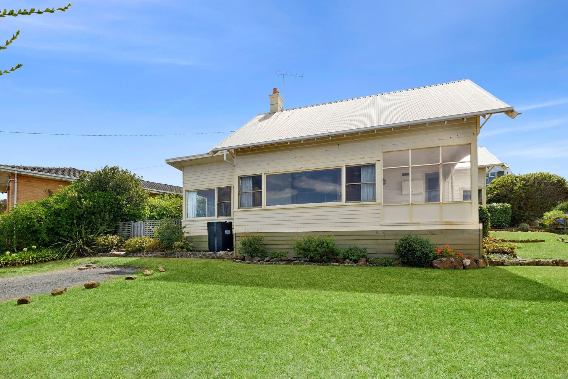 143 Dare Street, Ocean Grove, Ocean Grove - Thumbnail 2
