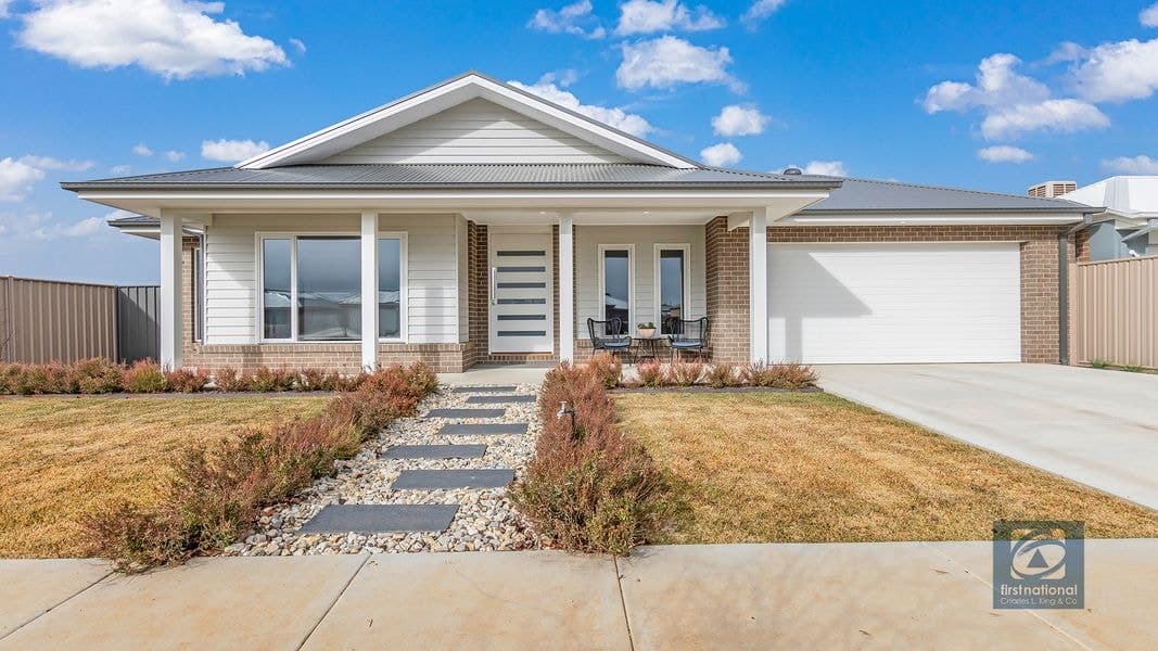 23 Yakoa Natya Avenue, Echuca VIC 3564, Echuca - Image 1