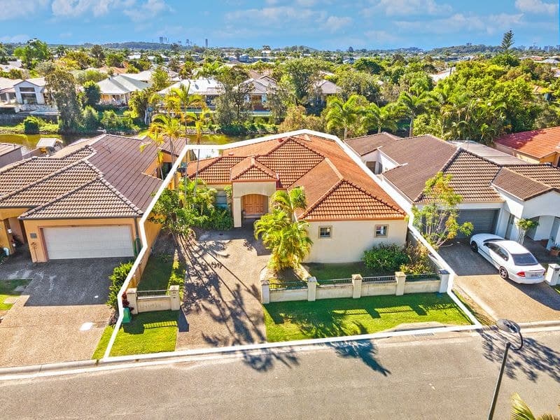 35 Gardendale Crescent, Burleigh Waters QLD 4220, Burleigh Waters - Image 1