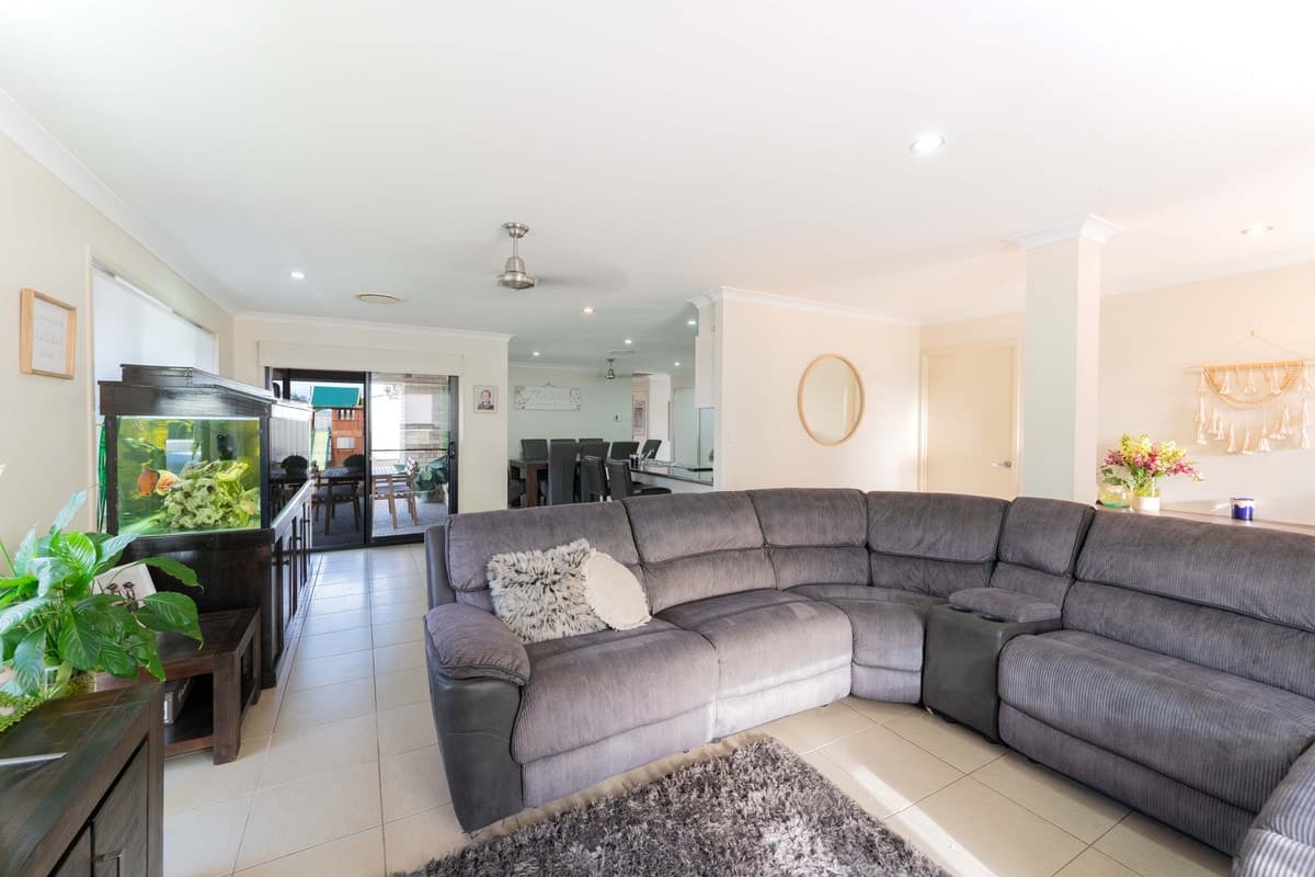 160 Opal Street, EMERALD QLD 4720, Emerald - Image 1