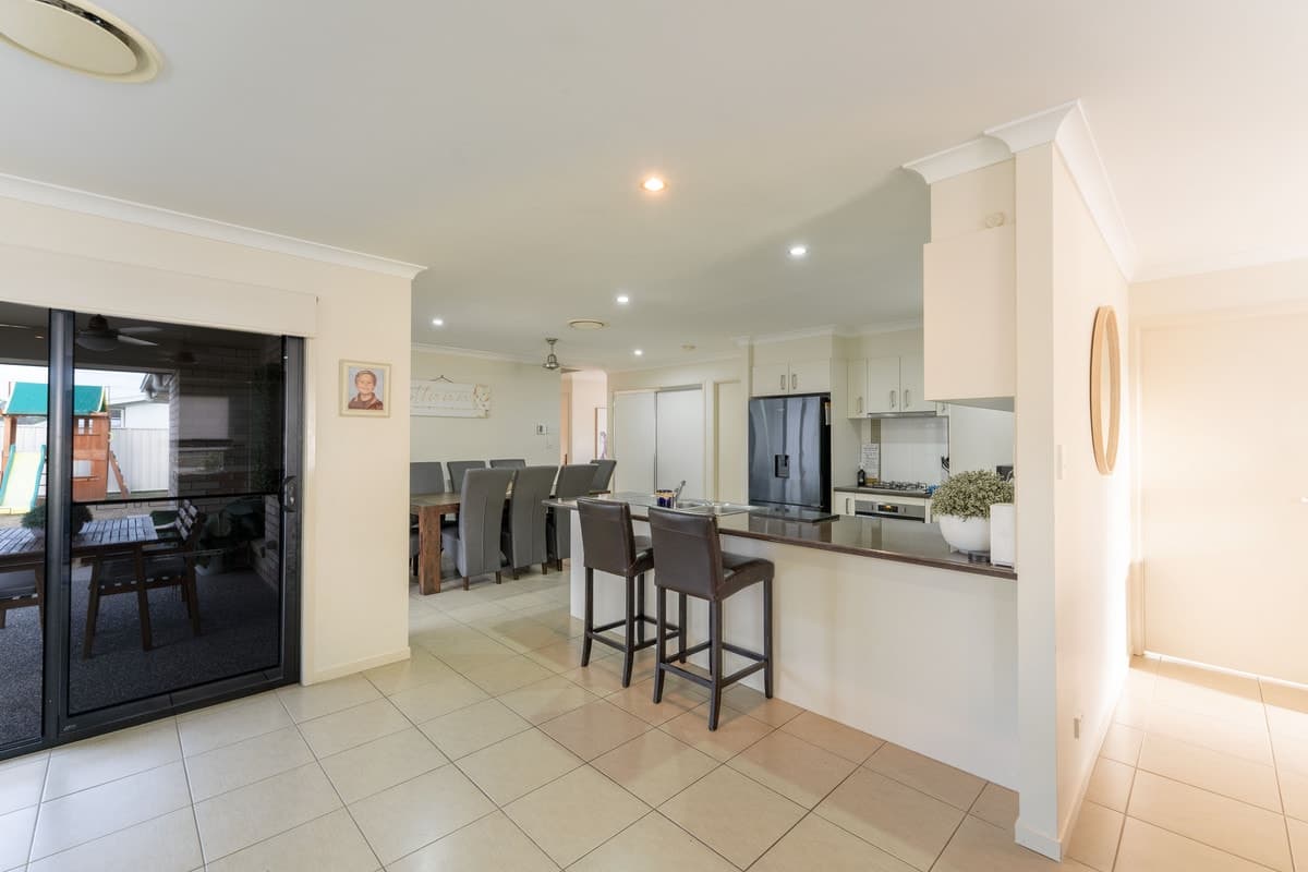160 Opal Street, EMERALD QLD 4720, Emerald - Thumbnail 3