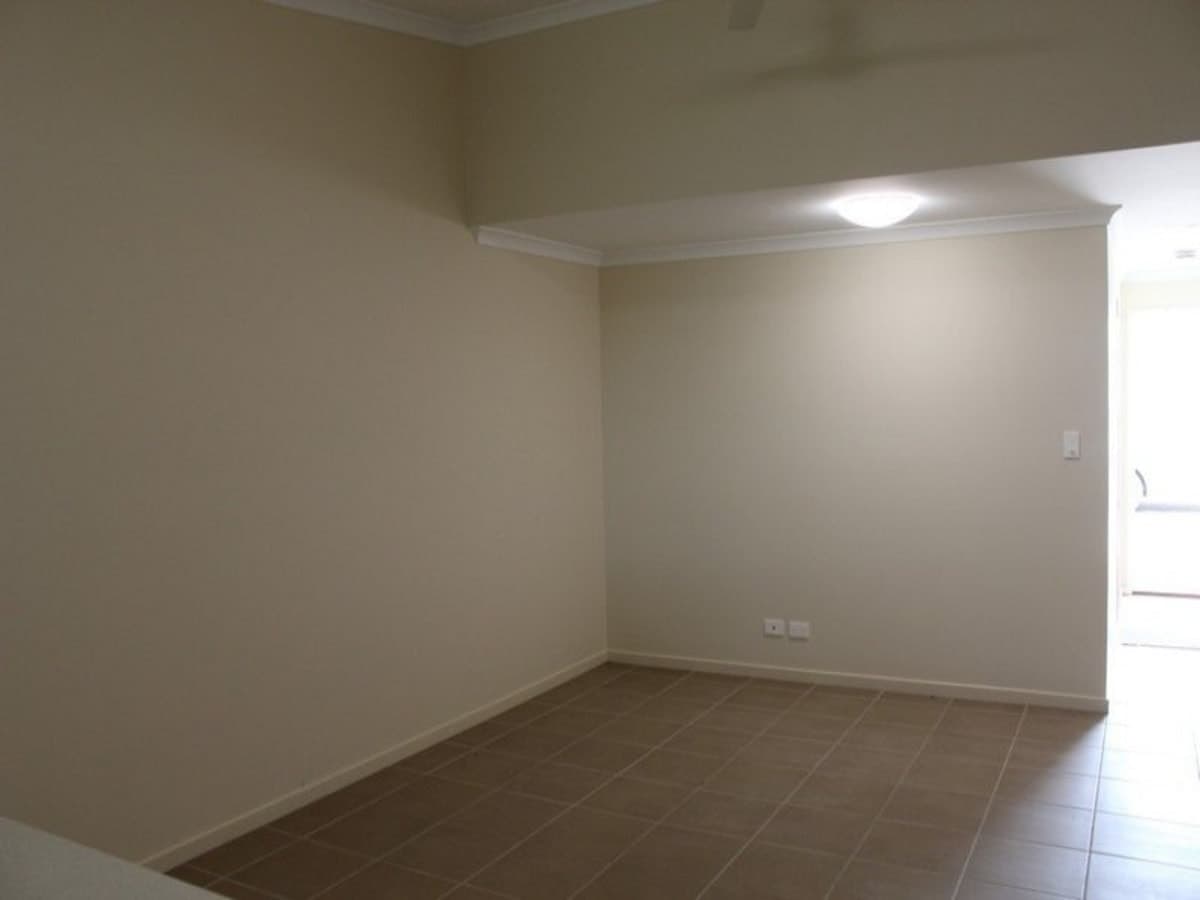 2 / 21 Rivergum Drive, EMERALD QLD 4720, Emerald - Thumbnail 4