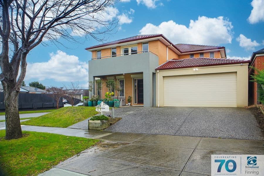 24 Silky Oak Drive, Cranbourne VIC 3977, Cranbourne - Image 1