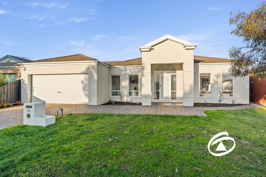 38 Bateman Grove, Hampton Park VIC 3976, Hampton Park - Image 1