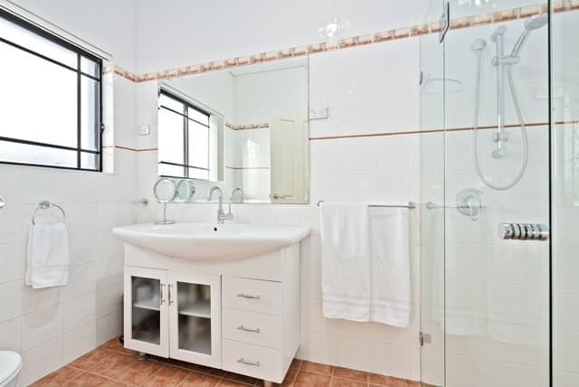9 Tennant Place, Edensor Park - Image 1