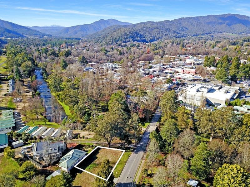 6 Star Road, Bright VIC 3741, Bright - Image 1