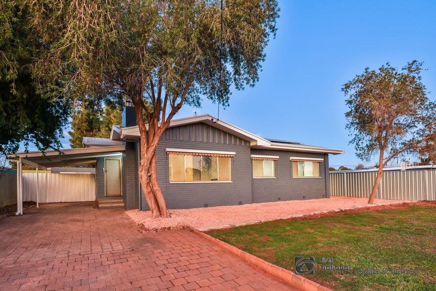 32 Silver City Highway, Buronga NSW 2739, Buronga - Image 1